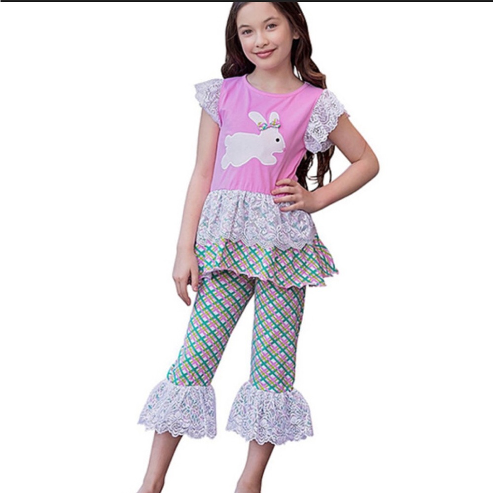 Ann Loren 2-piece Bunny Ruffle Pant Set